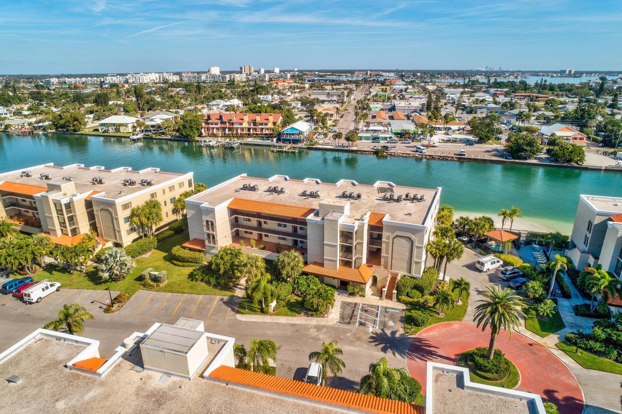 Land'S End 10-303 Beach Front - Premier Villa St. Pete Beach Dış mekan fotoğraf